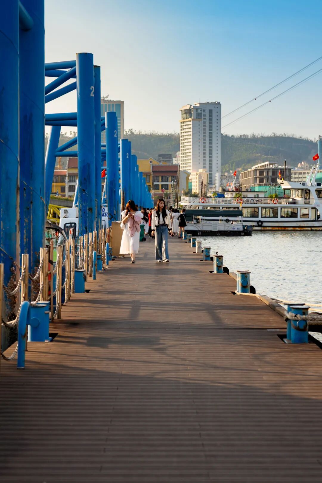 Deep Carbon Decking, Ha Long Bay Pier