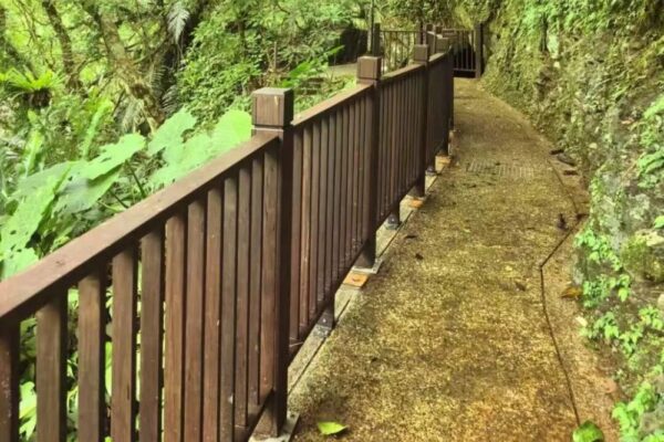 Taiwan outdoor bamboo railings